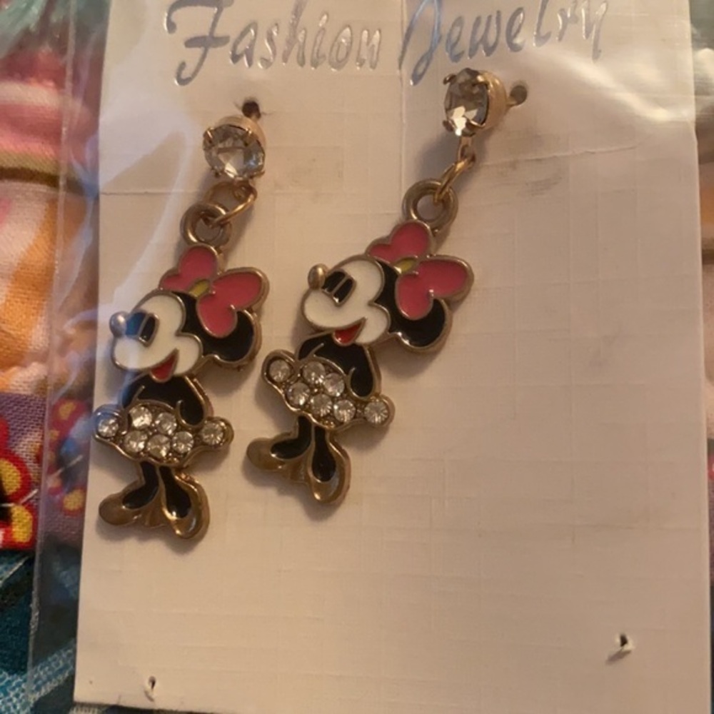 Minnie Mouse earrings